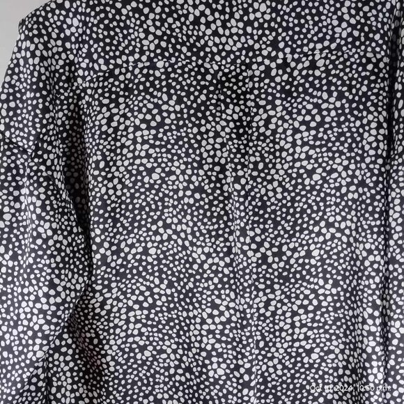 Dynamite shirt Dress fits a small-medium huddled circles silky buttonup collar - Picture 4 of 8